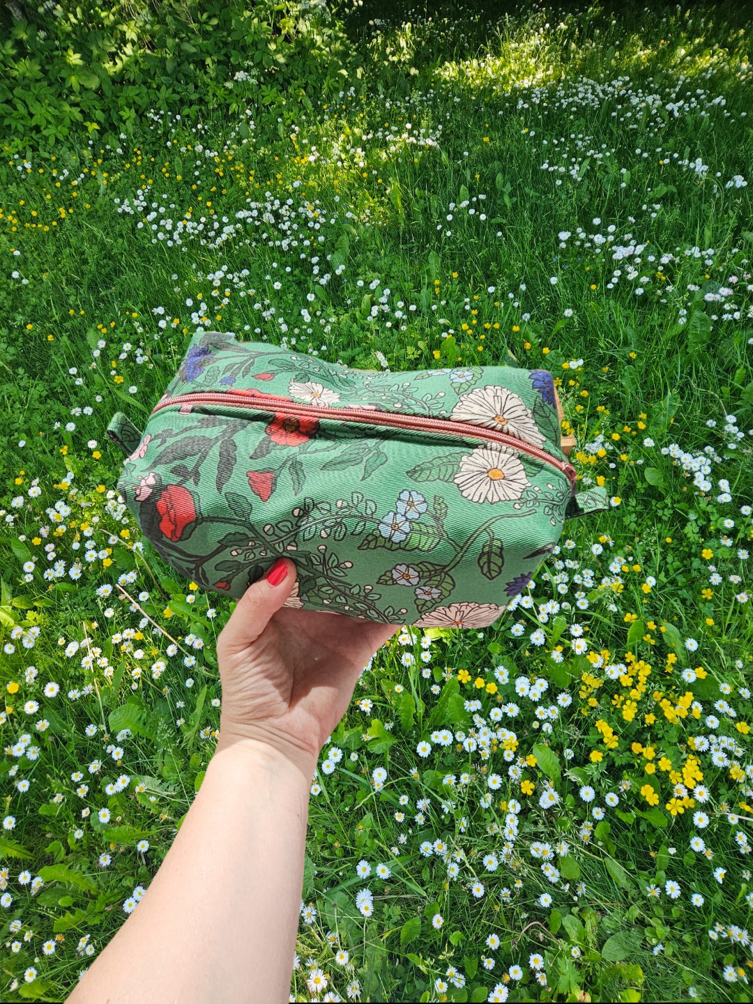Necessär blommor grön